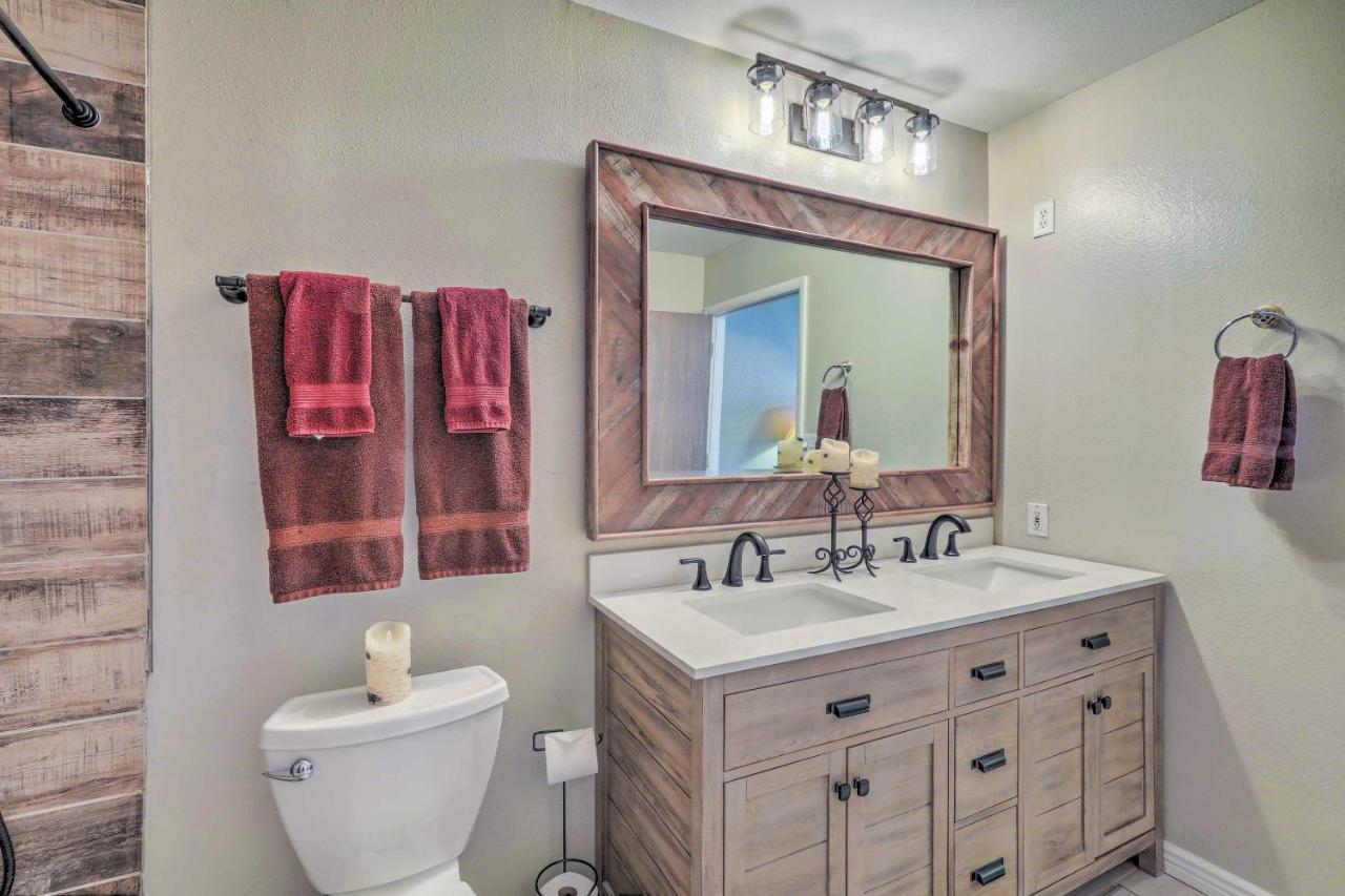 Flagstaff Townhome - Walk To Country Club And Pools! Luaran gambar